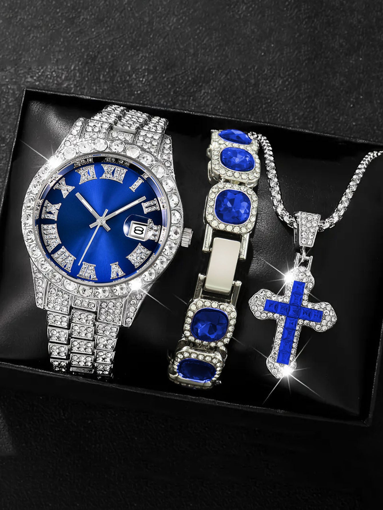U.M | Diamond-Encrusted Quartz Watches