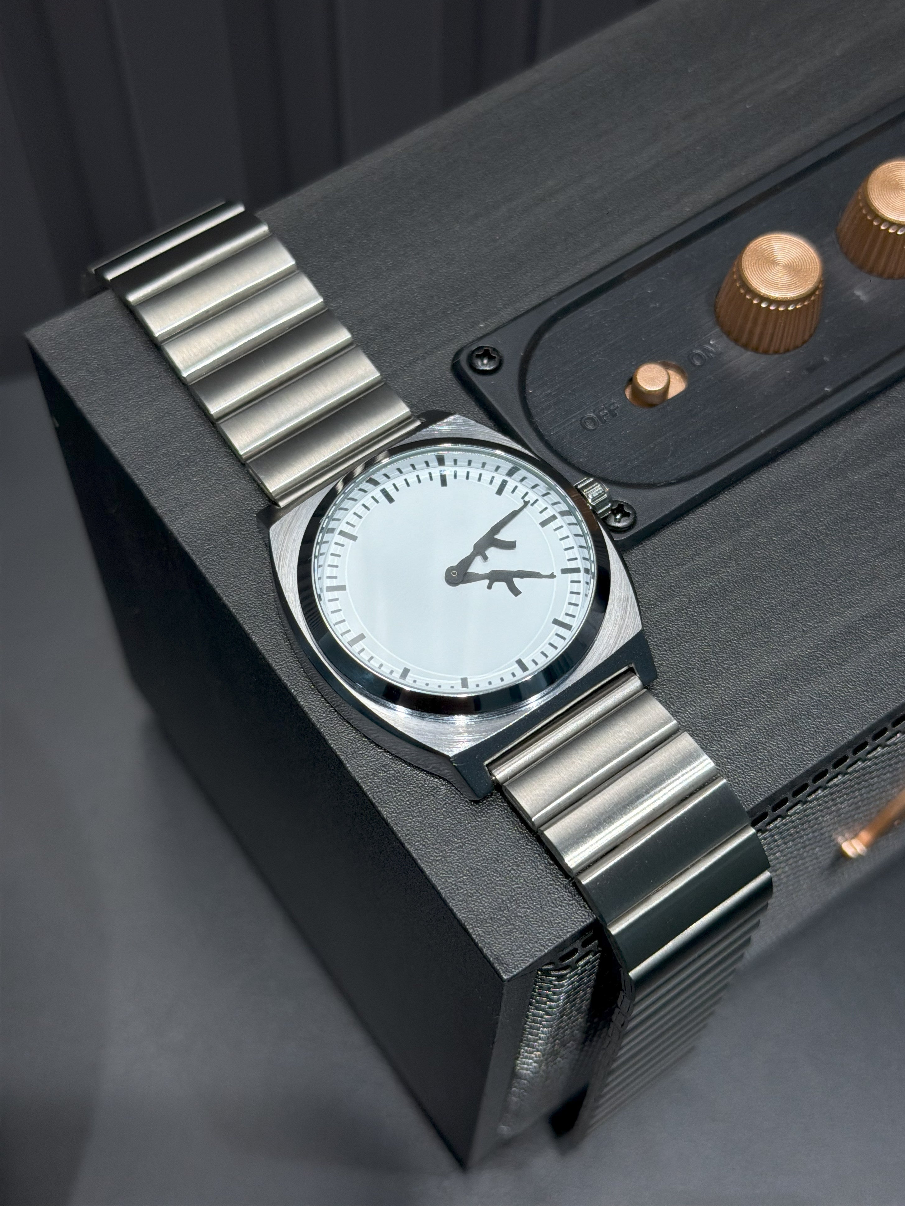 U.M | AK47 Mechanical Vintage Watch