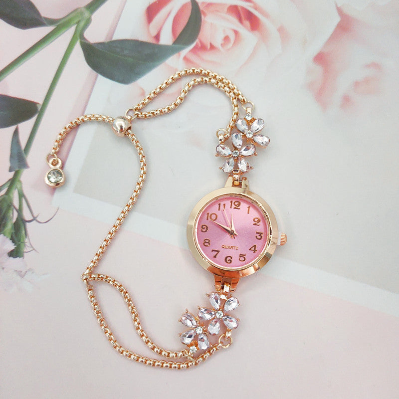 U.M | Flower-Shaped Diamond-Encrusted Women's Quartz Watch